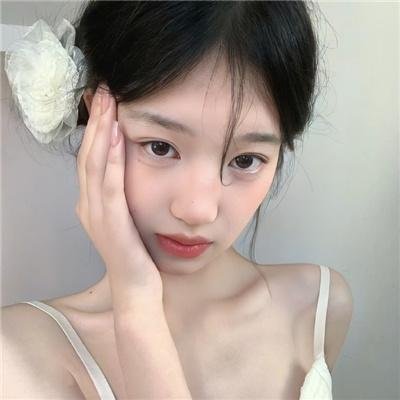 雾中湖